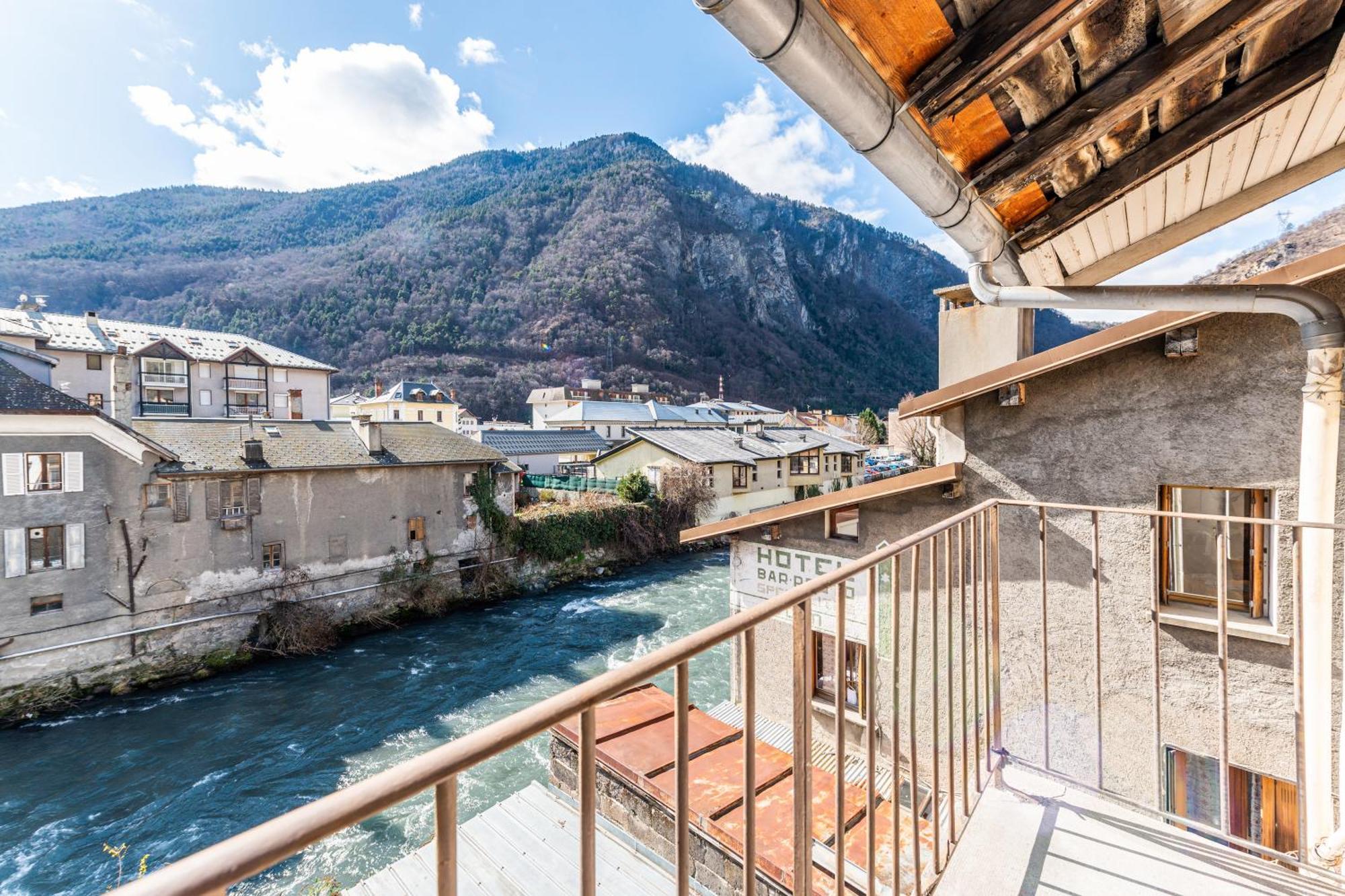 Appartement T2 "Le De Funes" Moutiers  Exterior photo