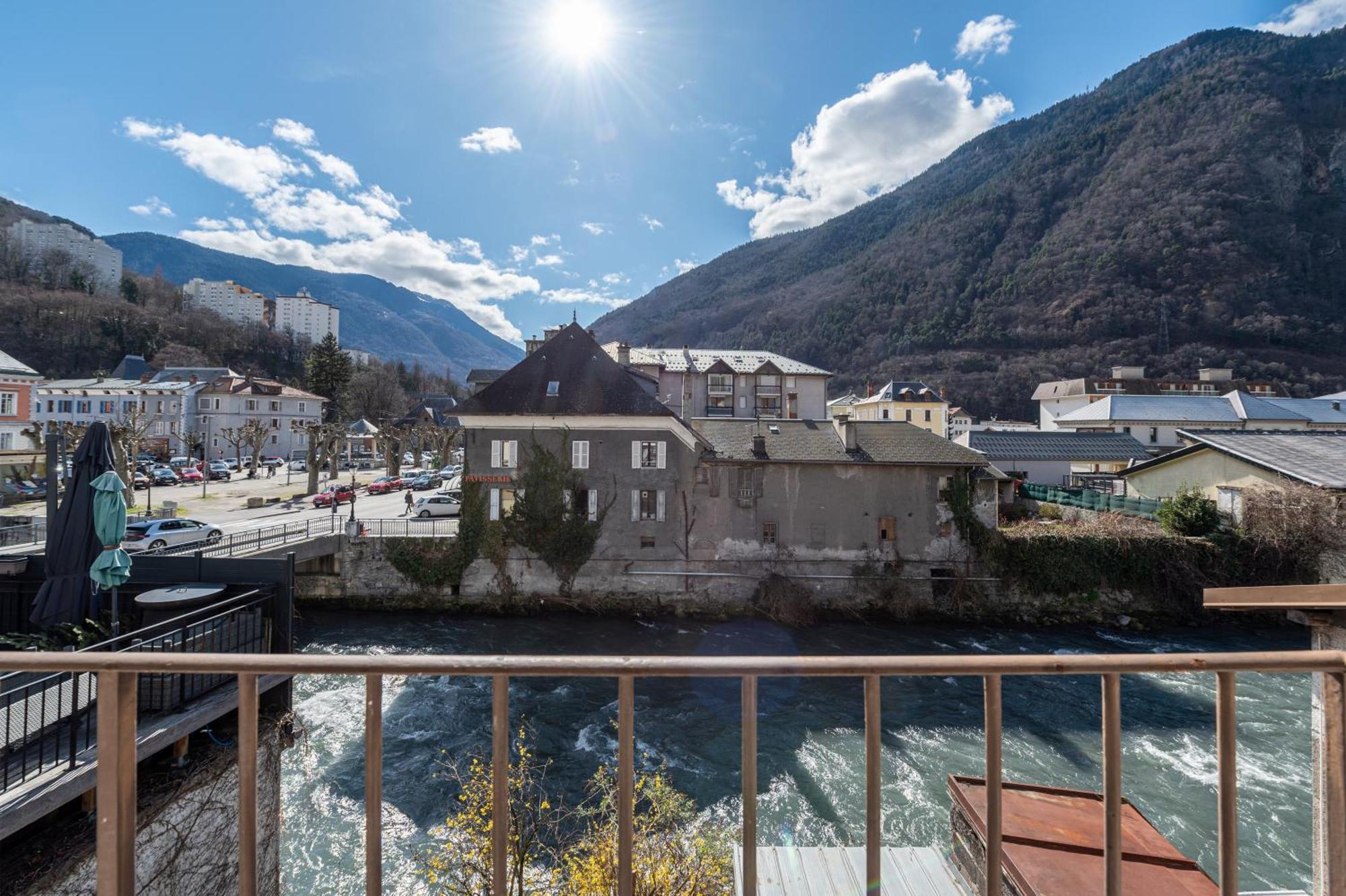 Appartement T2 "Le De Funes" Moutiers  Exterior photo
